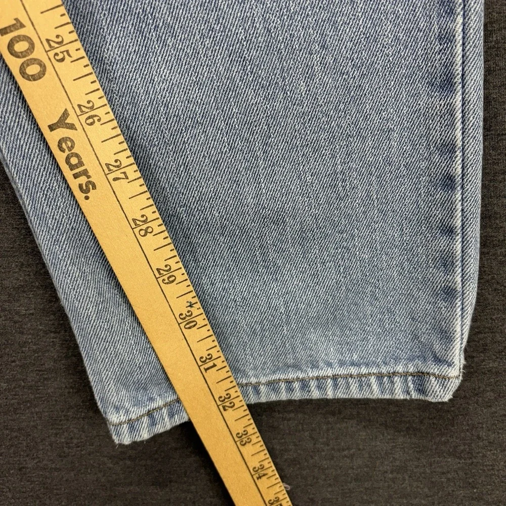 Y2K Levi's 550 Jeans Mens 31x32 TAG- 31x34 Relaxed Fit Straight Leg Light Wash